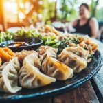 食べ過ぎ注意！？宇都宮餃子、食べる量と頻度の目安とは？